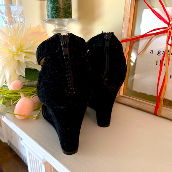 Rampage Black platform wedge shoe size 7.5M - Picture 2 of 3